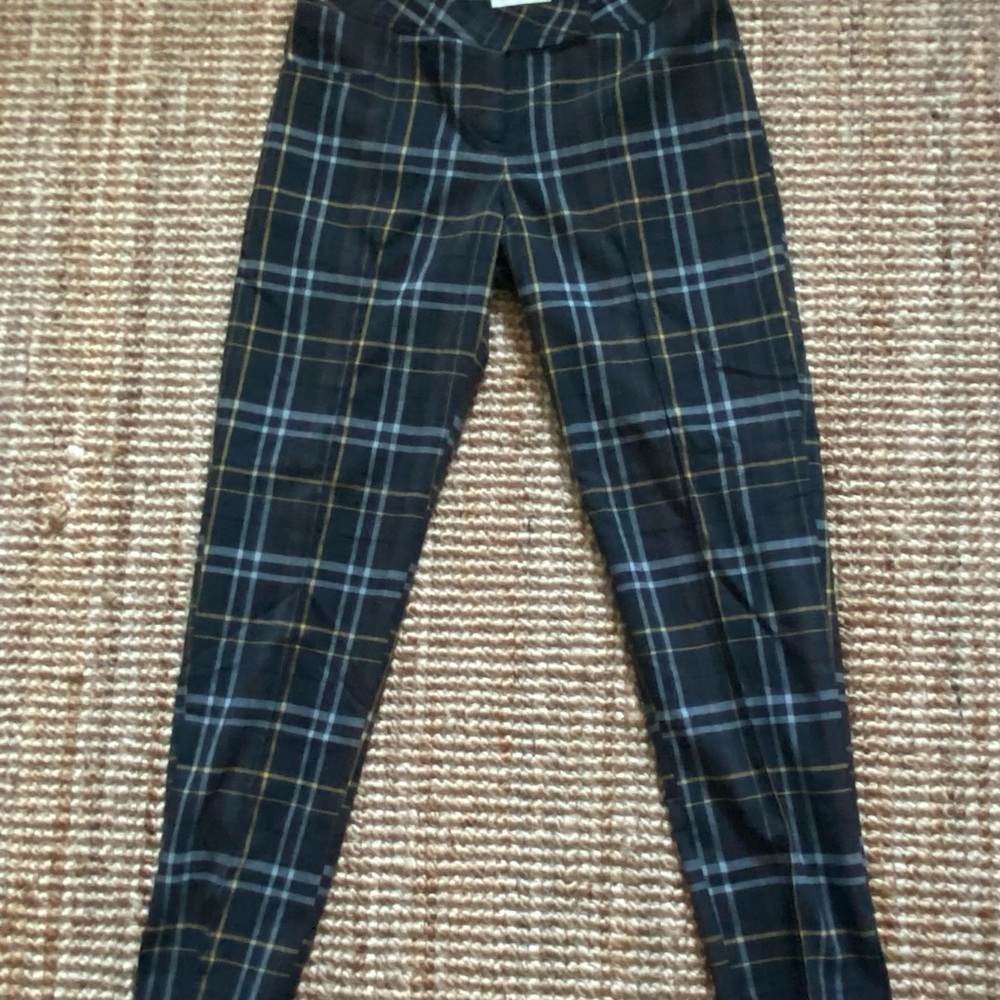 Gold and Black Ankle Cropped Pants with Tapered Fit